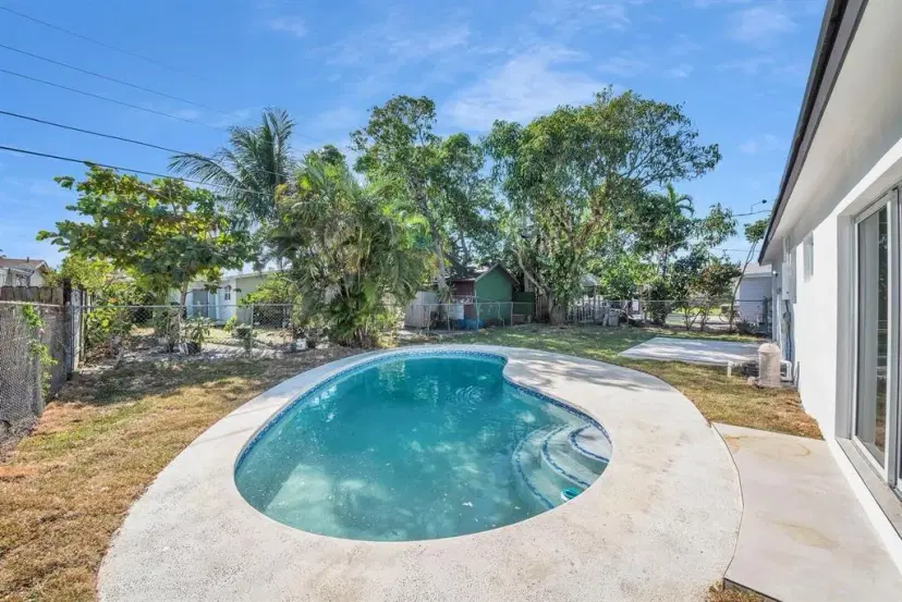 Picture of 120 NE 57Th Ct, Fort Lauderdale FL 33334