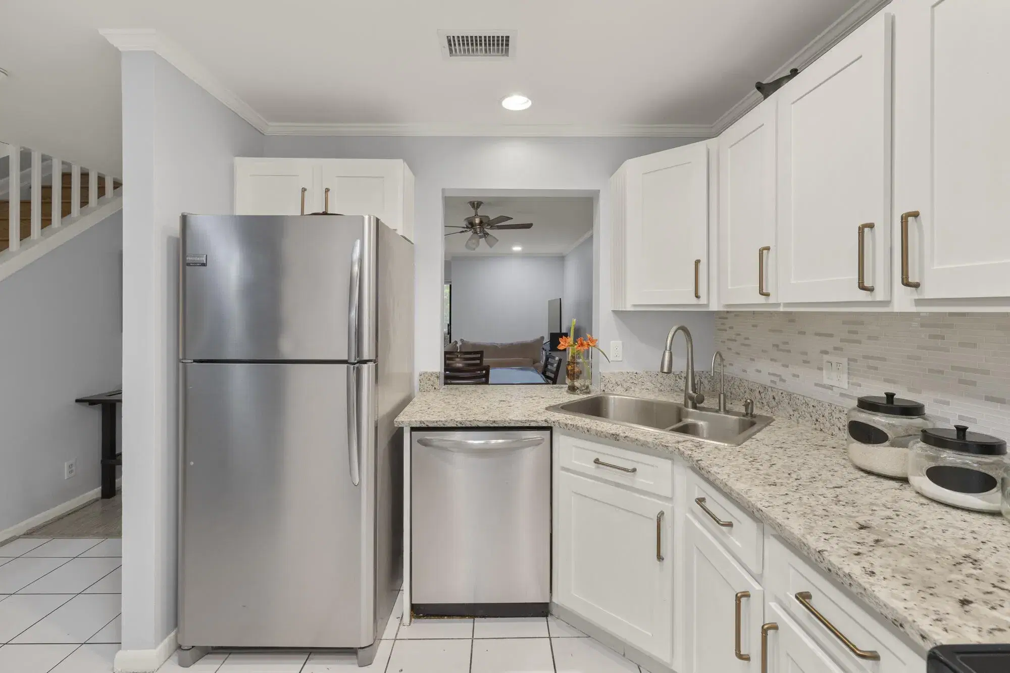 Picture of 2641 Gately Drive W 2003, West Palm Beach, FL 33415
