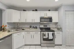 Picture of 2641 Gately Drive W 2003, West Palm Beach, FL 33415
