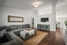 Picture of 206 Willowick Dr, Naples, FL 34110
