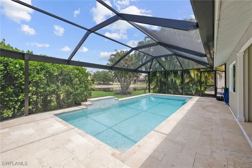 Picture of 6720 Willow Lake Cir, Fort Myers FL 33966