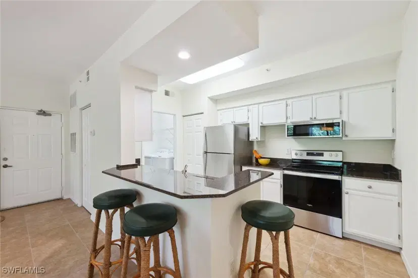 Picture of 4635 Saint Croix Ln 1227, Naples FL 34109