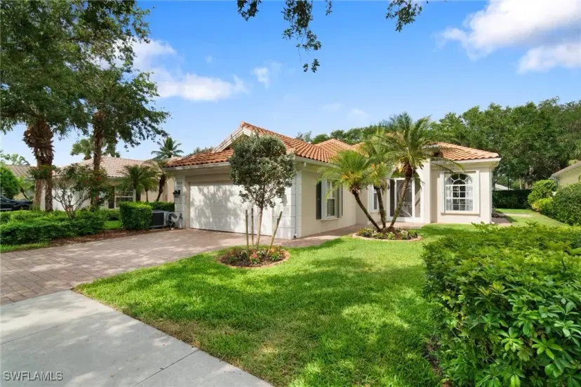 Picture of 2733 Island Pond Ln, Naples FL 34119