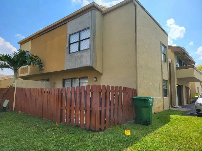 Picture of 2925 E Missionwood Circle C-24, Miramar, FL 33025