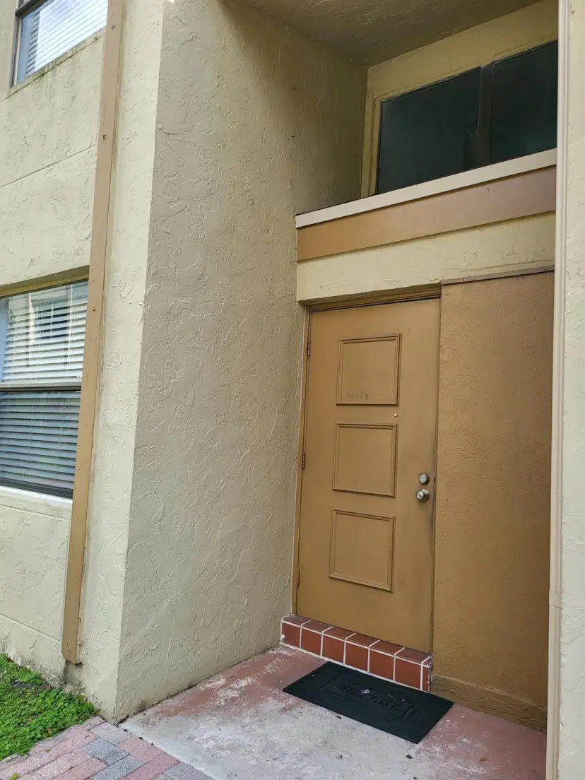Picture of 2925 E Missionwood Circle C-24, Miramar, FL 33025