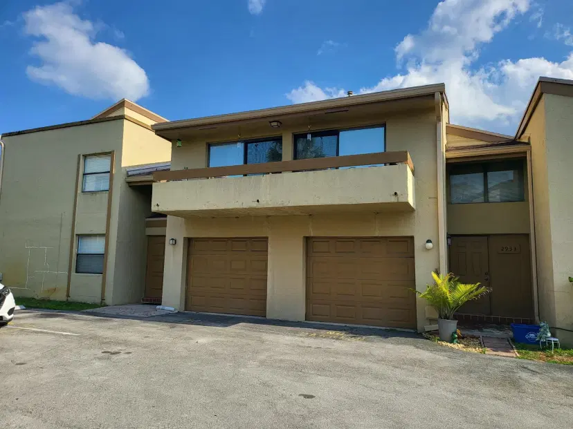 Picture of 2925 E Missionwood Circle C-24, Miramar, FL 33025