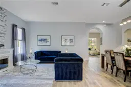 Picture of 1901 Par Dr, Naples, FL 34120