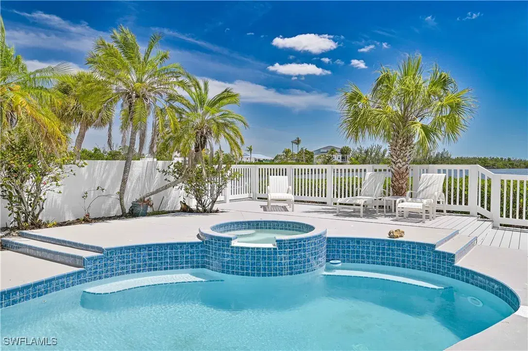 Picture of 16643 Seagull Bay Ct, Bokeelia, FL 33922