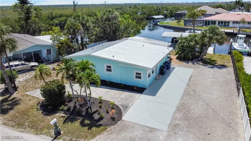 Picture of 12069 Matlacha Blvd, Matlacha Isles FL 33991