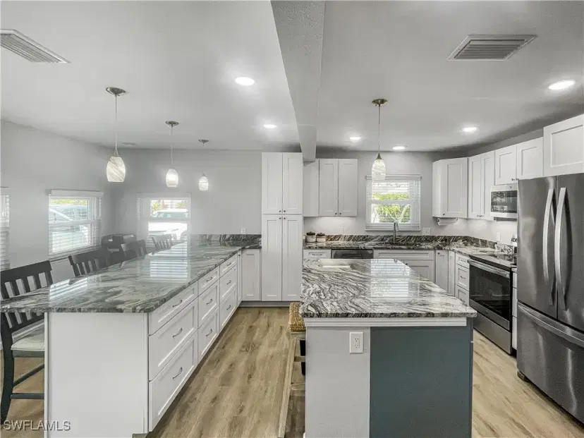 Picture of 12069 Matlacha Blvd, Matlacha Isles FL 33991