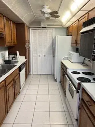 Picture of 899 Jeffery Street 703, Boca Raton FL 33487