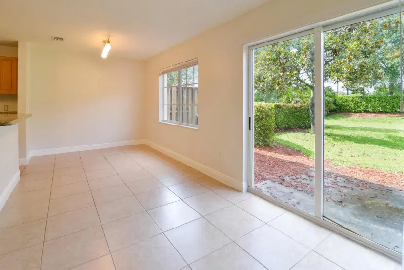 Picture of 6599 Old Farm Trail 6599, Boynton Beach FL 33437