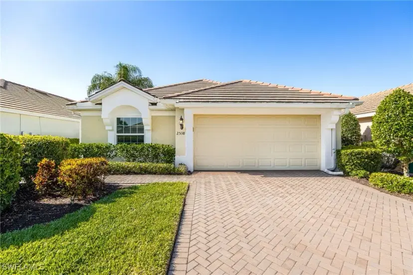 Picture of 2538 Anguilla Dr, Cape Coral FL 33991