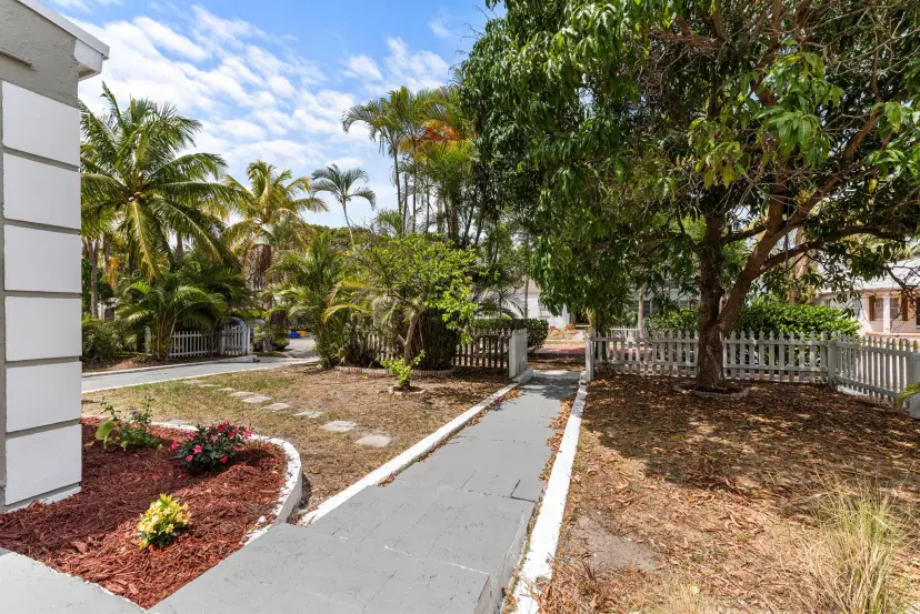 Picture of 518 39Th Street, West Palm Beach FL 33407