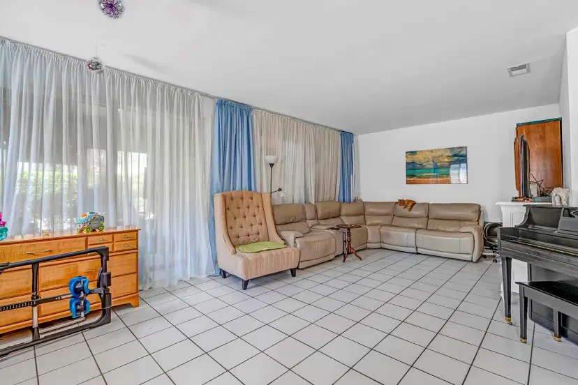 Picture of 6807 Via Regina 1, Boca Raton FL 33433