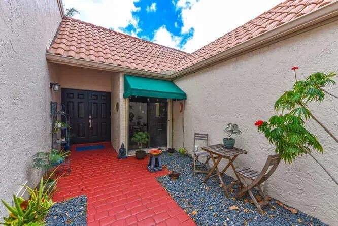 Picture of 6674 Las Flores Drive, Boca Raton, FL 33433