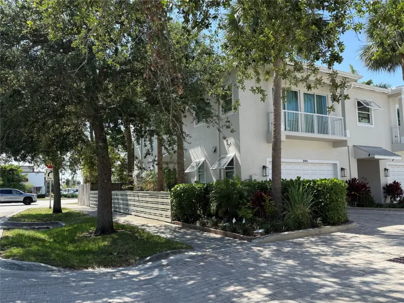 Picture of 2105 SE 5Th St, Pompano Beach FL 33062