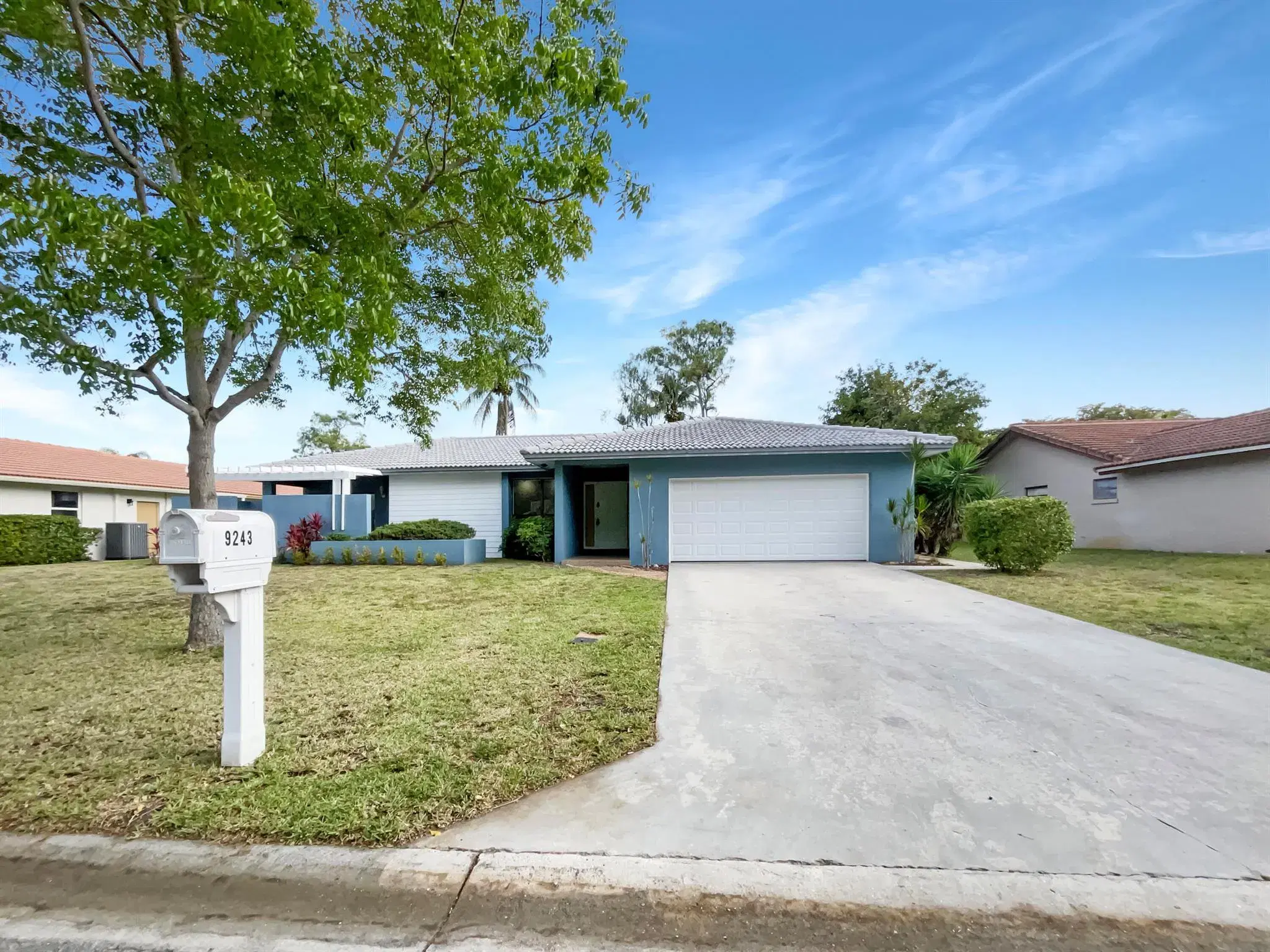 Picture of 9243 NW 13Th Place, Coral Springs, FL 33071
