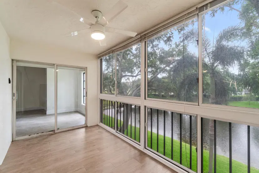 Picture of 7350 Kinghurst Drive 305, Delray Beach FL 33446