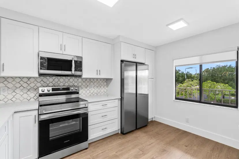 Picture of 7350 Kinghurst Drive 305, Delray Beach FL 33446