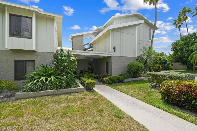 Picture of 800 NW Fork Road 1-2, Stuart FL 34994