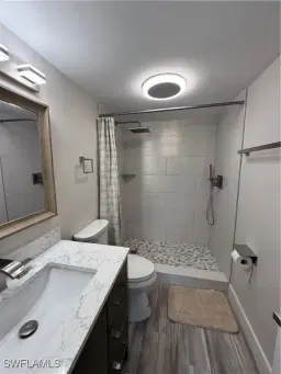 Picture of 530 Broad Ave S 530, Naples, FL 34102