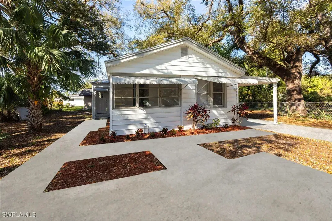 Picture of 2217 Dora St, Fort Myers, FL 33901