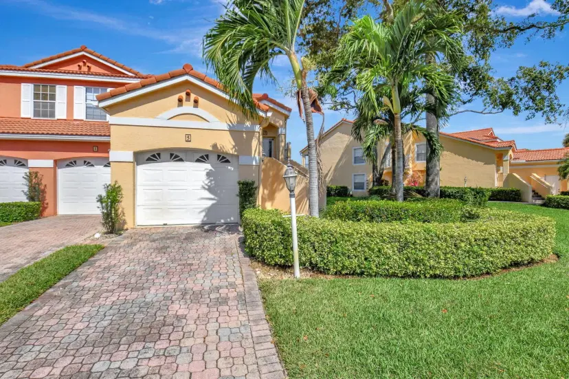 Picture of 17051 Emile Street 5, Boca Raton FL 33487