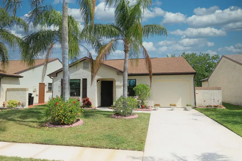Picture of 2313 SE Brekenridge Circle, Port St Lucie FL 34952