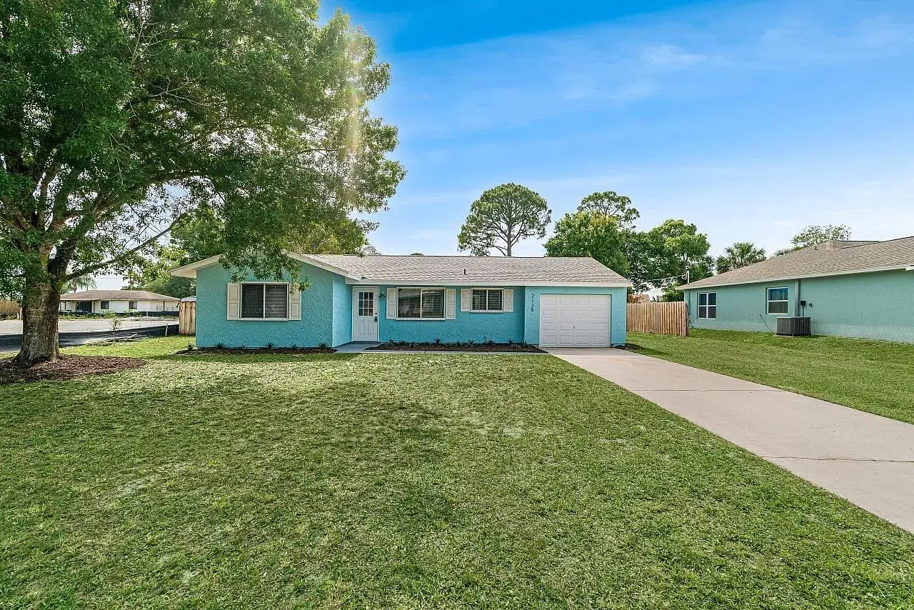Picture of 2135 18Th Avenue Sw, Vero Beach, FL 32962