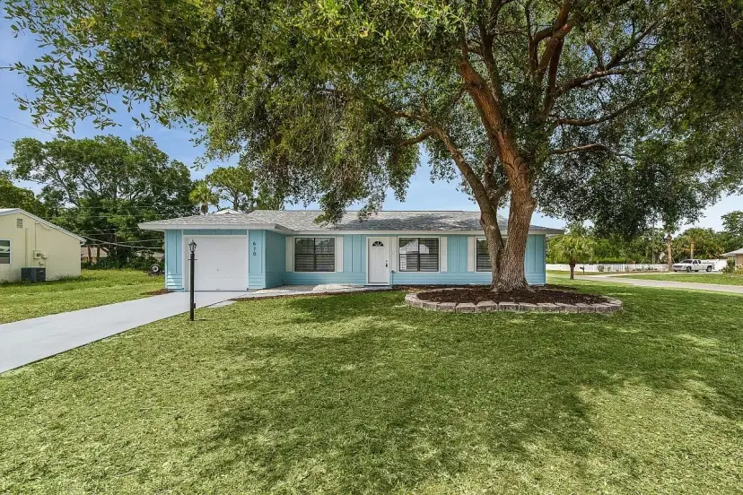 Picture of 670 23Rd Place Sw, Vero Beach FL 32962