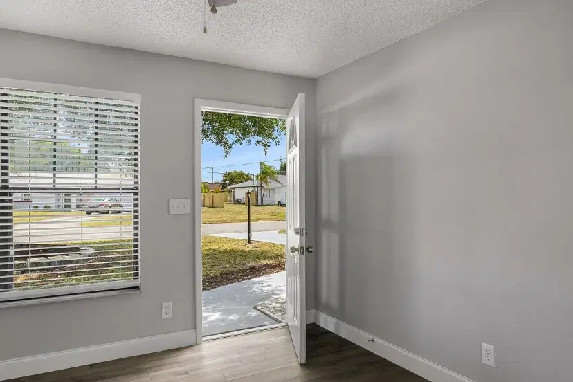 Picture of 670 23Rd Place Sw, Vero Beach FL 32962