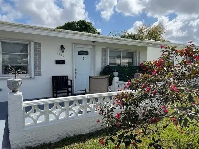 Picture of 7110 NW 72, Tamarac FL 33321