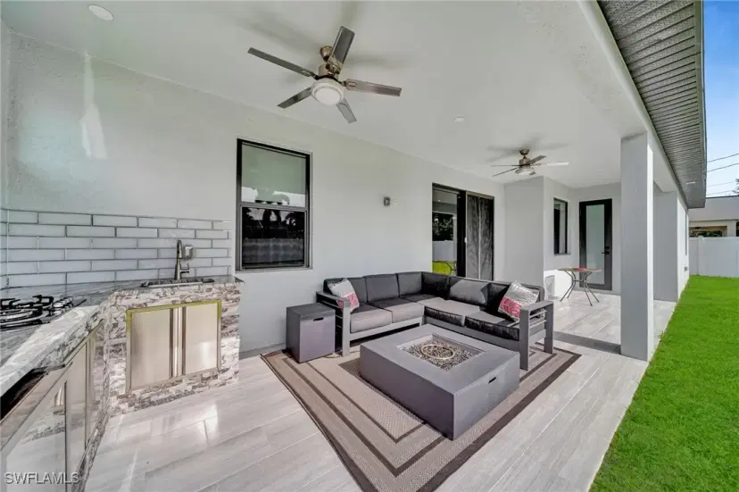 Picture of 102 NW 12Th Pl, Cape Coral FL 33993