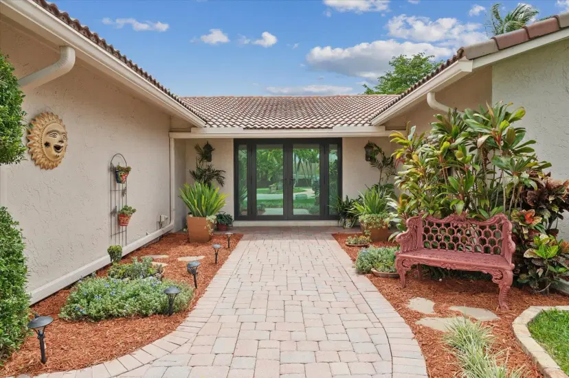Picture of 8710 Mahogany Ave, Plantation FL 33324