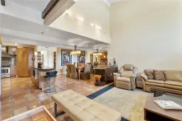 Picture of 701 E Coco Plum Cir 4, Plantation, FL 33324
