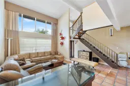 Picture of 701 E Coco Plum Cir 4, Plantation, FL 33324