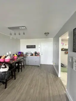 Picture of 500 Executive Center Drive 5 E, West Palm Beach, FL 33401