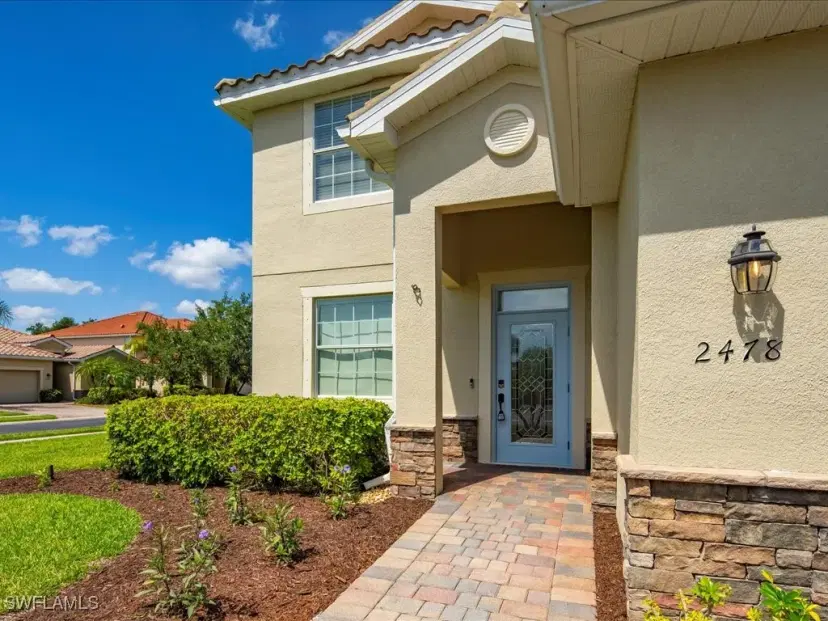 Picture of 2478 Heydon Cir E, Naples FL 34120