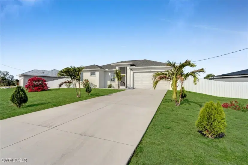 Picture of 1049 Canoe Ct, Labelle FL 33935