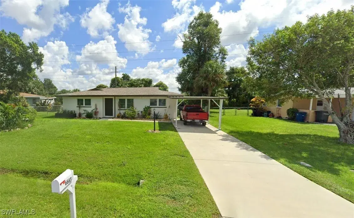 Picture of 6665 E Tropicana Dr, Fort Myers, FL 33919
