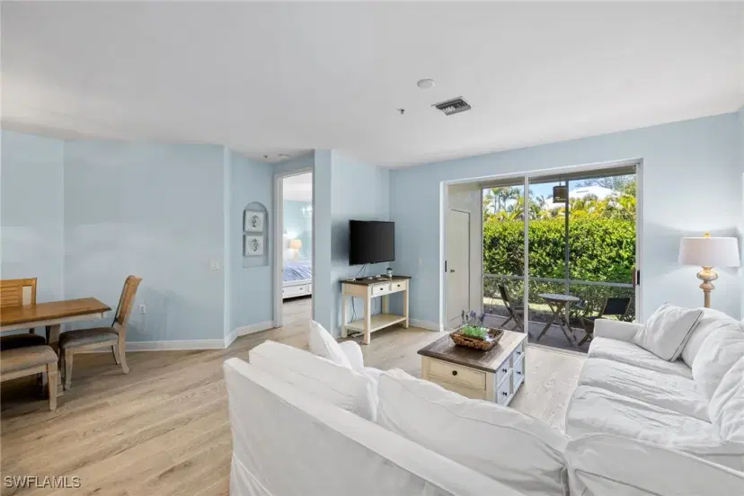 Picture of 1305 Sweetwater Cv 104, Naples FL 34110