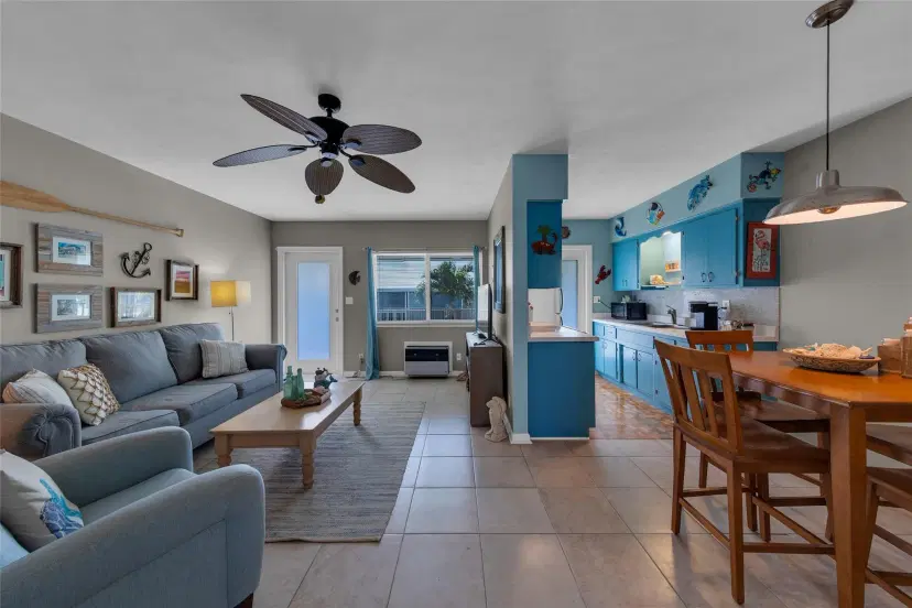Picture of 11 SW 4Th Ave 11, Boca Raton FL 33432