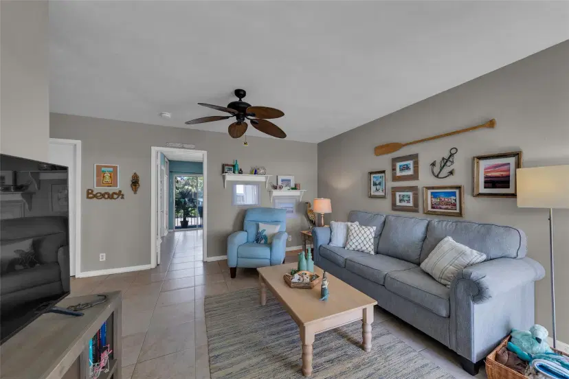 Picture of 11 SW 4Th Ave 11, Boca Raton FL 33432
