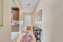 Picture of 9380 Isles Cay Drive, Delray Beach, FL 33446