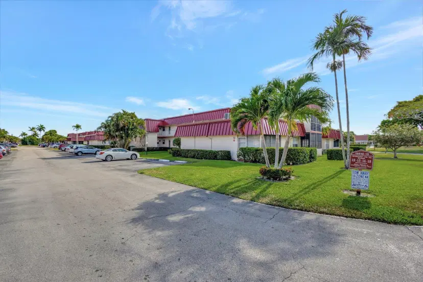Picture of 12012 Greenway Circle S 205, Royal Palm Beach FL 33411