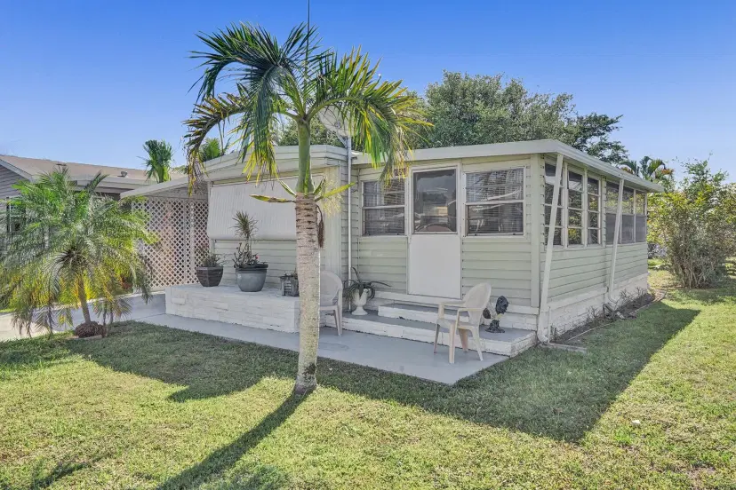 Picture of 1681 SW 83Rd Ter, Davie FL 33324