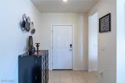Picture of 226 NW 4Th Ter, Cape Coral, FL 33993