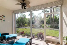 Picture of 209 Robin Hood Cir 104, Naples, FL 34104