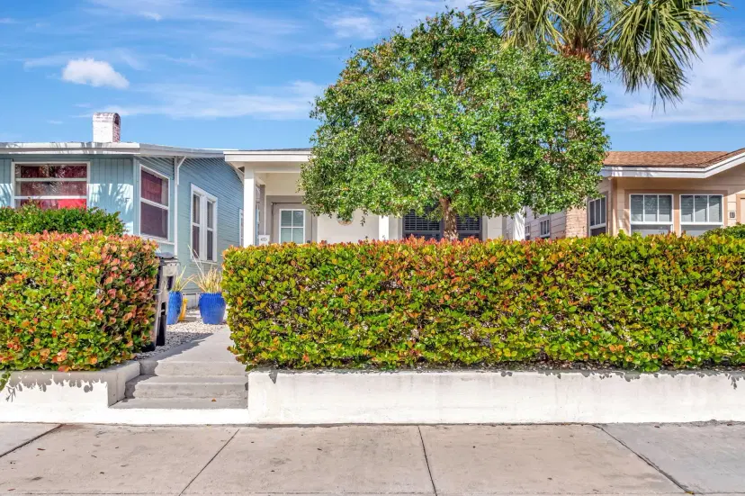 Picture of 113 S L Street, Lake Worth Beach FL 33460